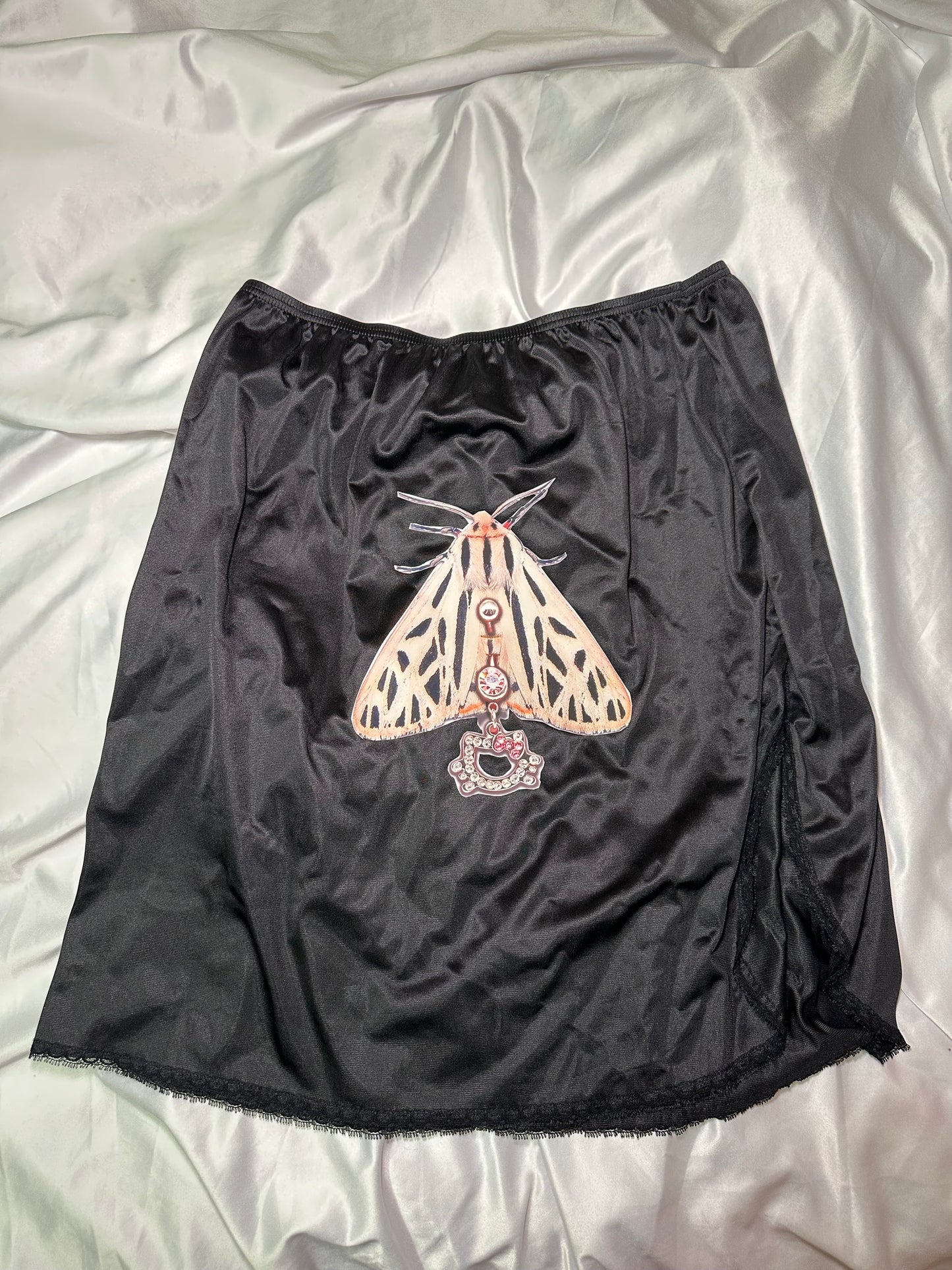 Moth Slip Skirt (XL)