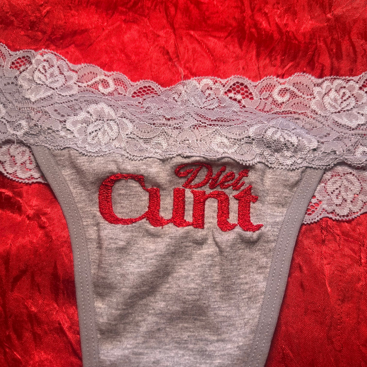 Diet Cunt Lace Thong (XXL) grey/red