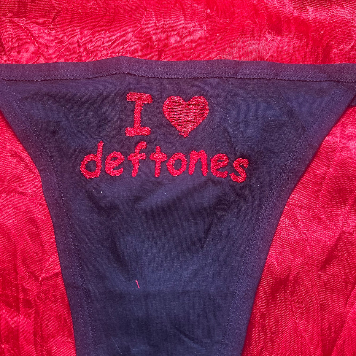 Deftones Thong (L) black/red