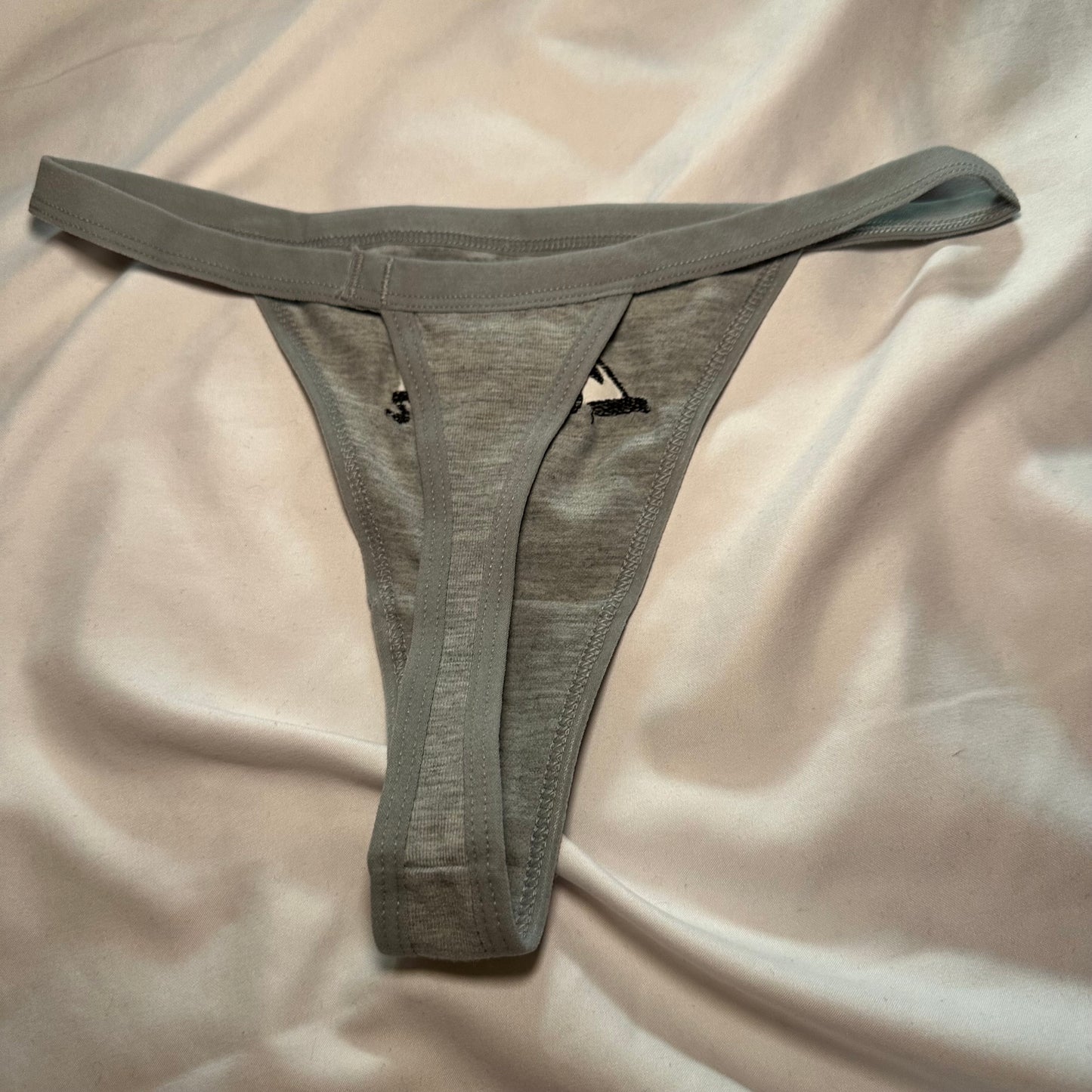 Cult Leader Thong (XS) grey/black