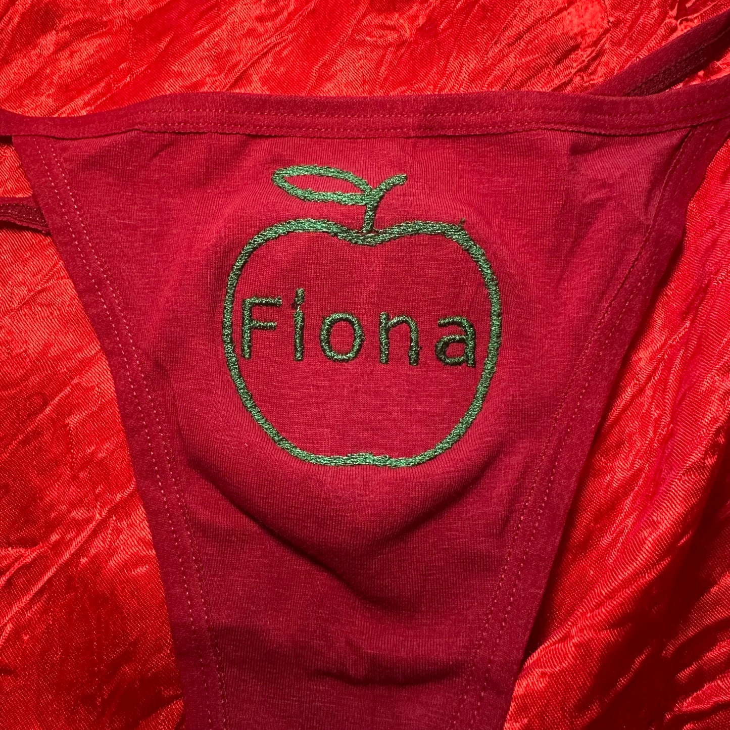Fiona Apple Thong (S) maroon/green