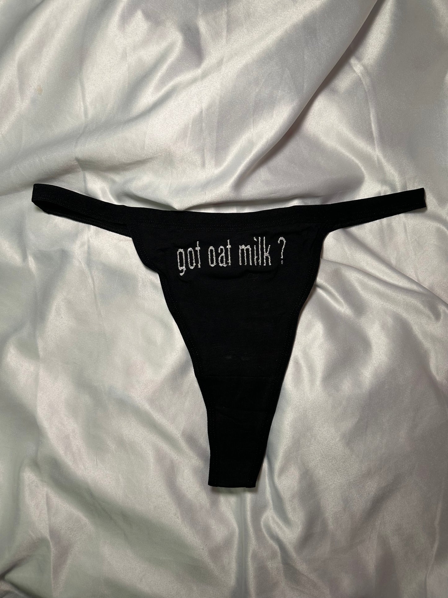 got oat milk ? Thong