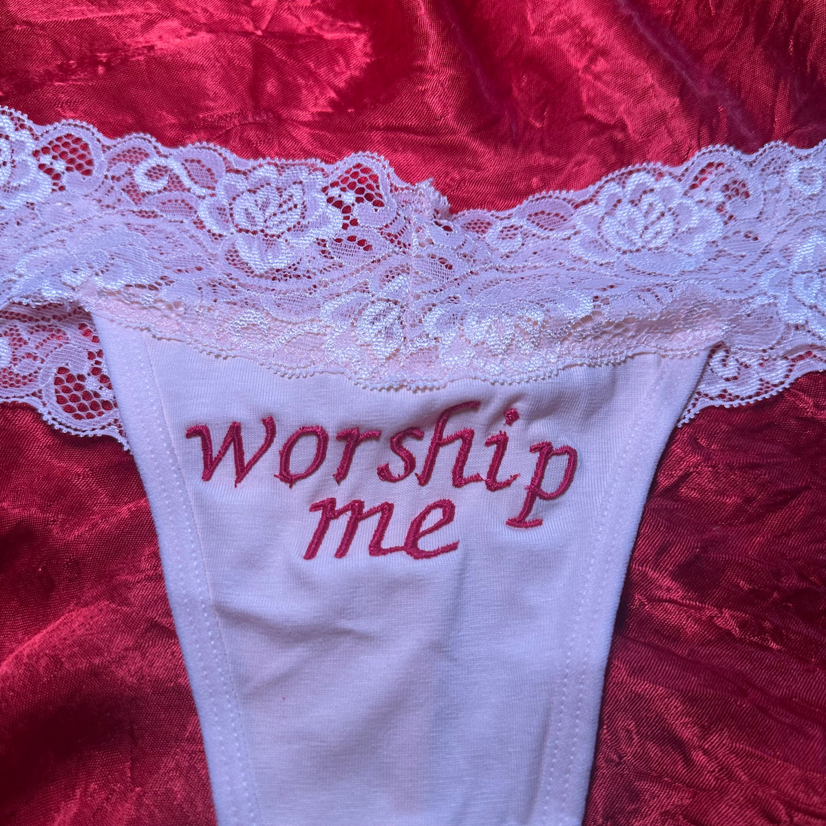 Worship Me Lace Thong (M) peach/pink