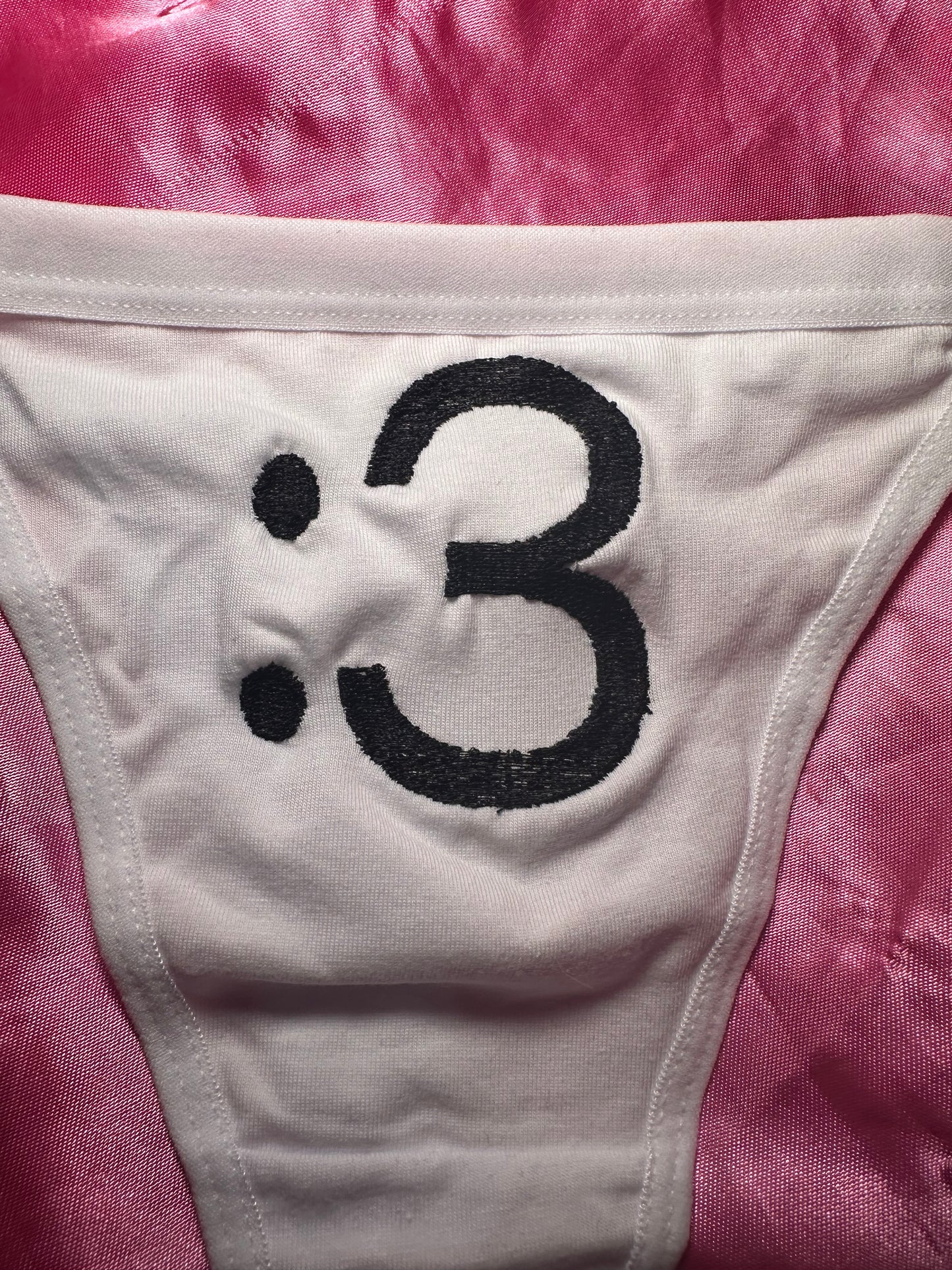 :3 Thong