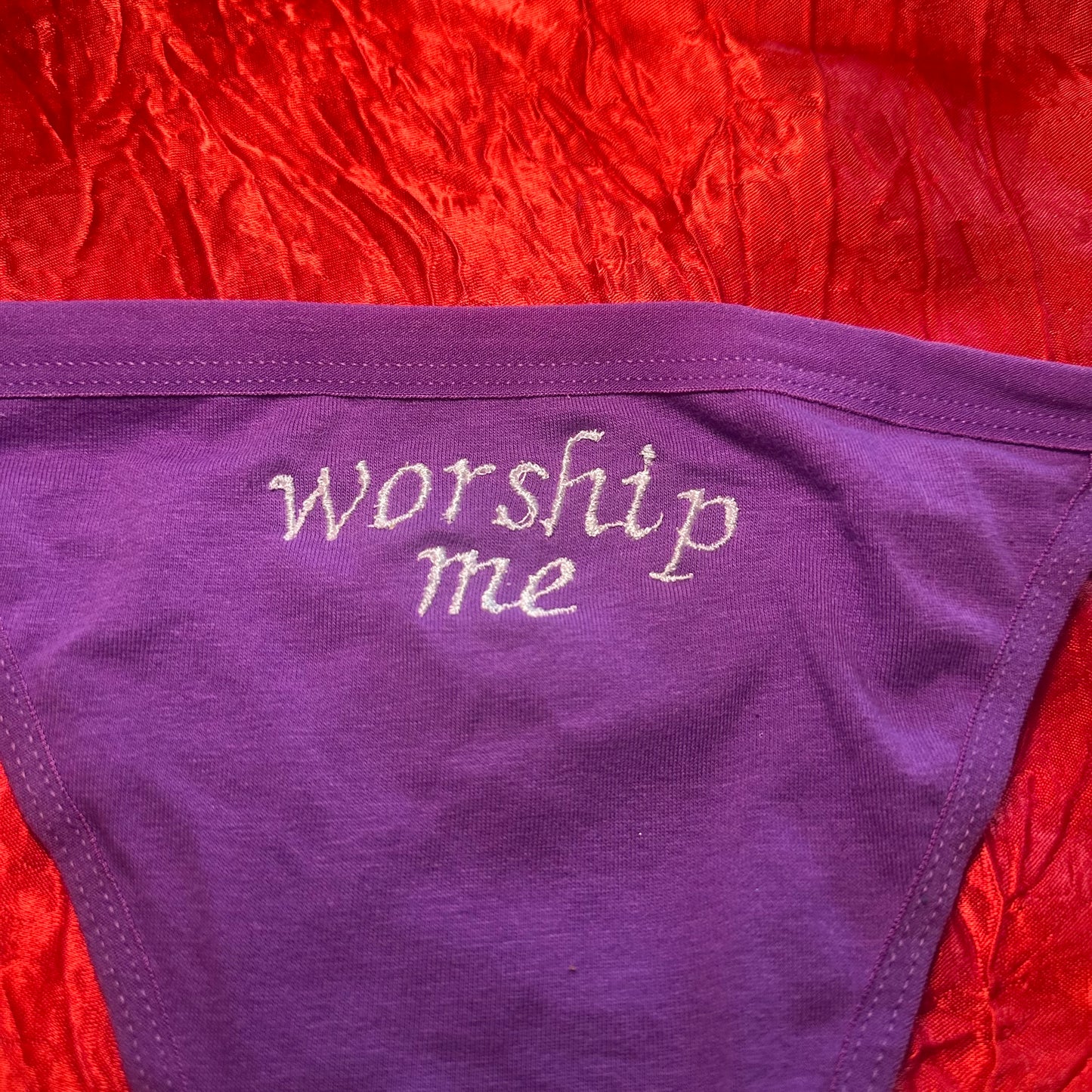 Worship Me Thong (M) purple/white