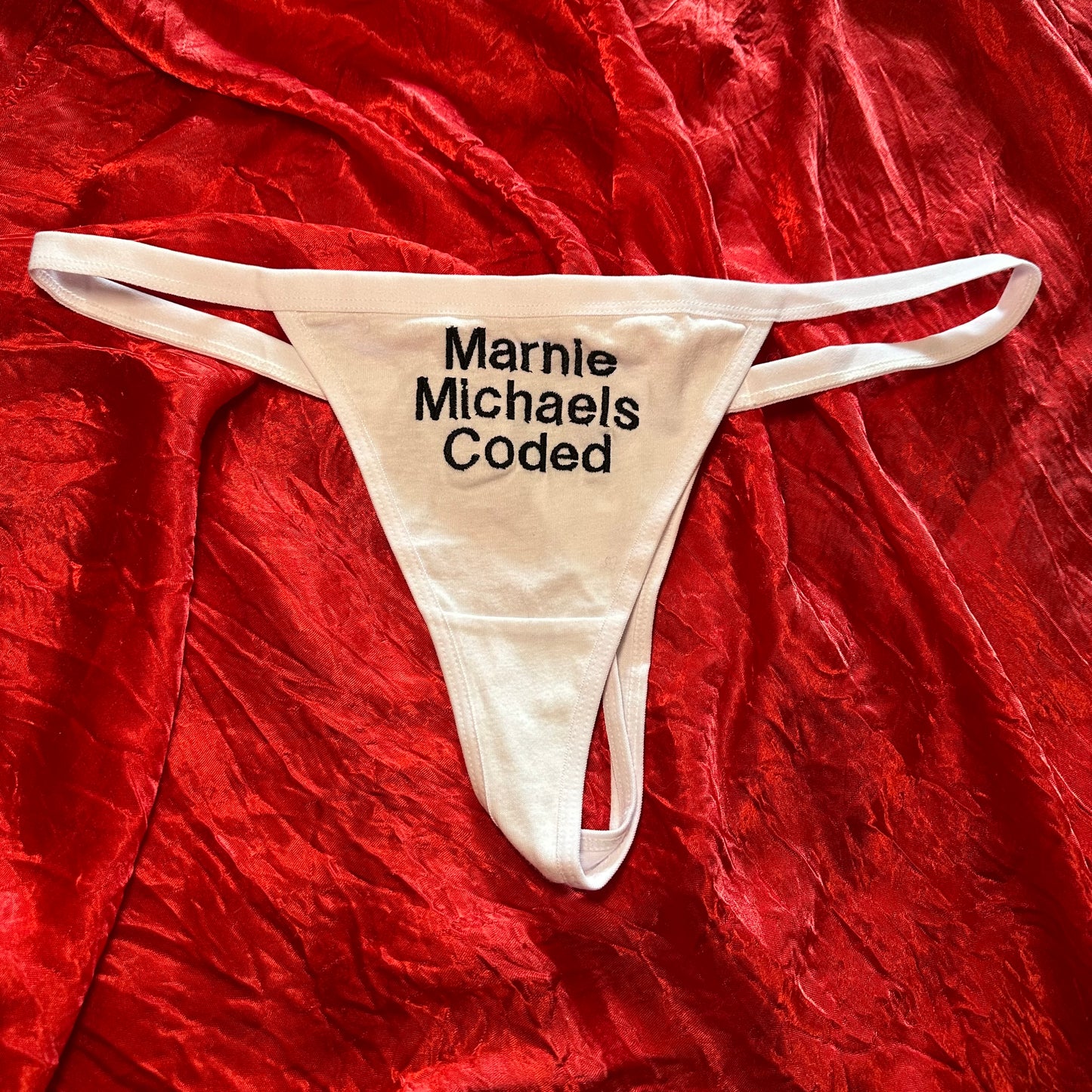 Marnie Michaels Thong (XL) white/black