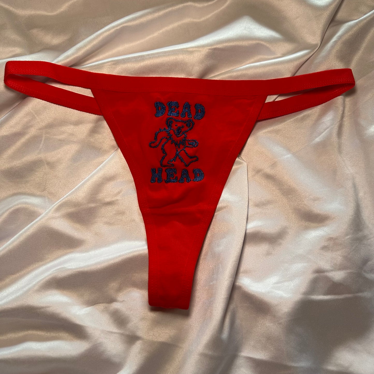 Dead Head Thong (L) red/blue