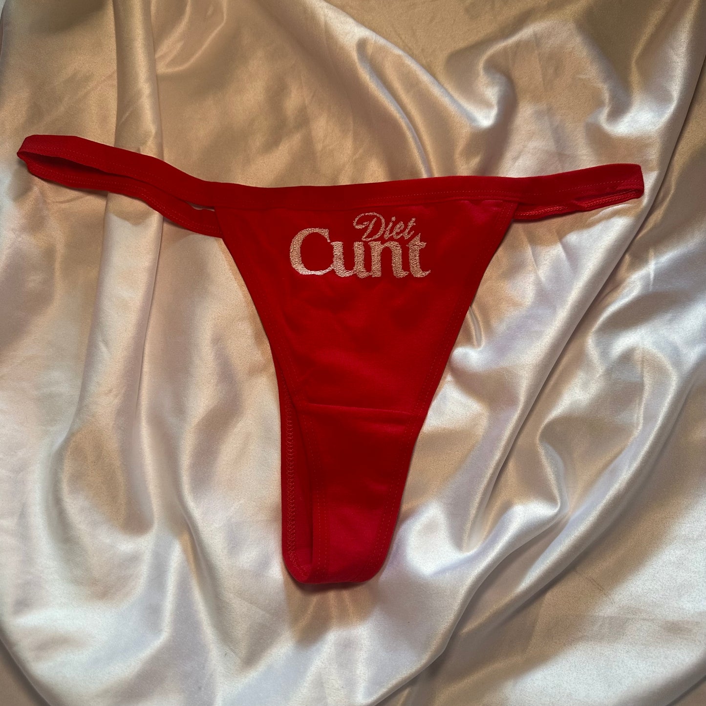 Diet Cunt Thong (XL) red/white