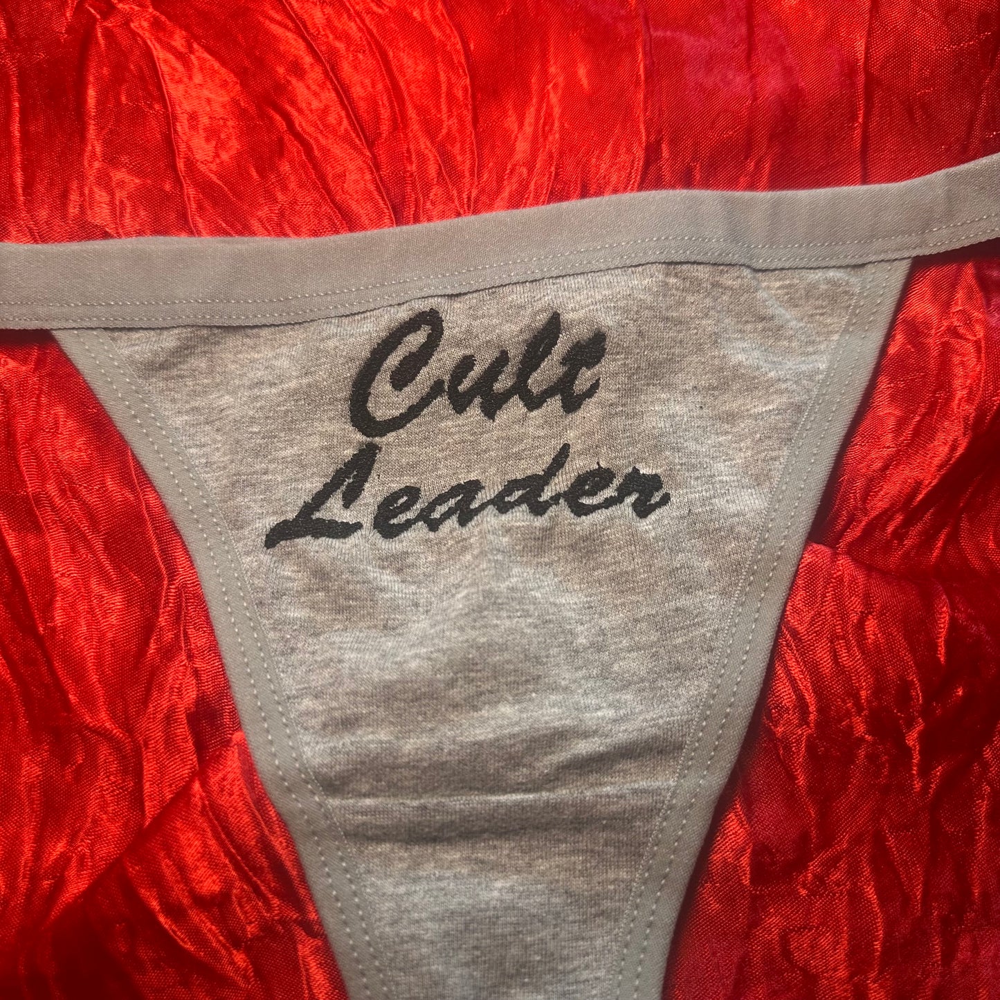 Cult Leader Thong (XS) grey/black