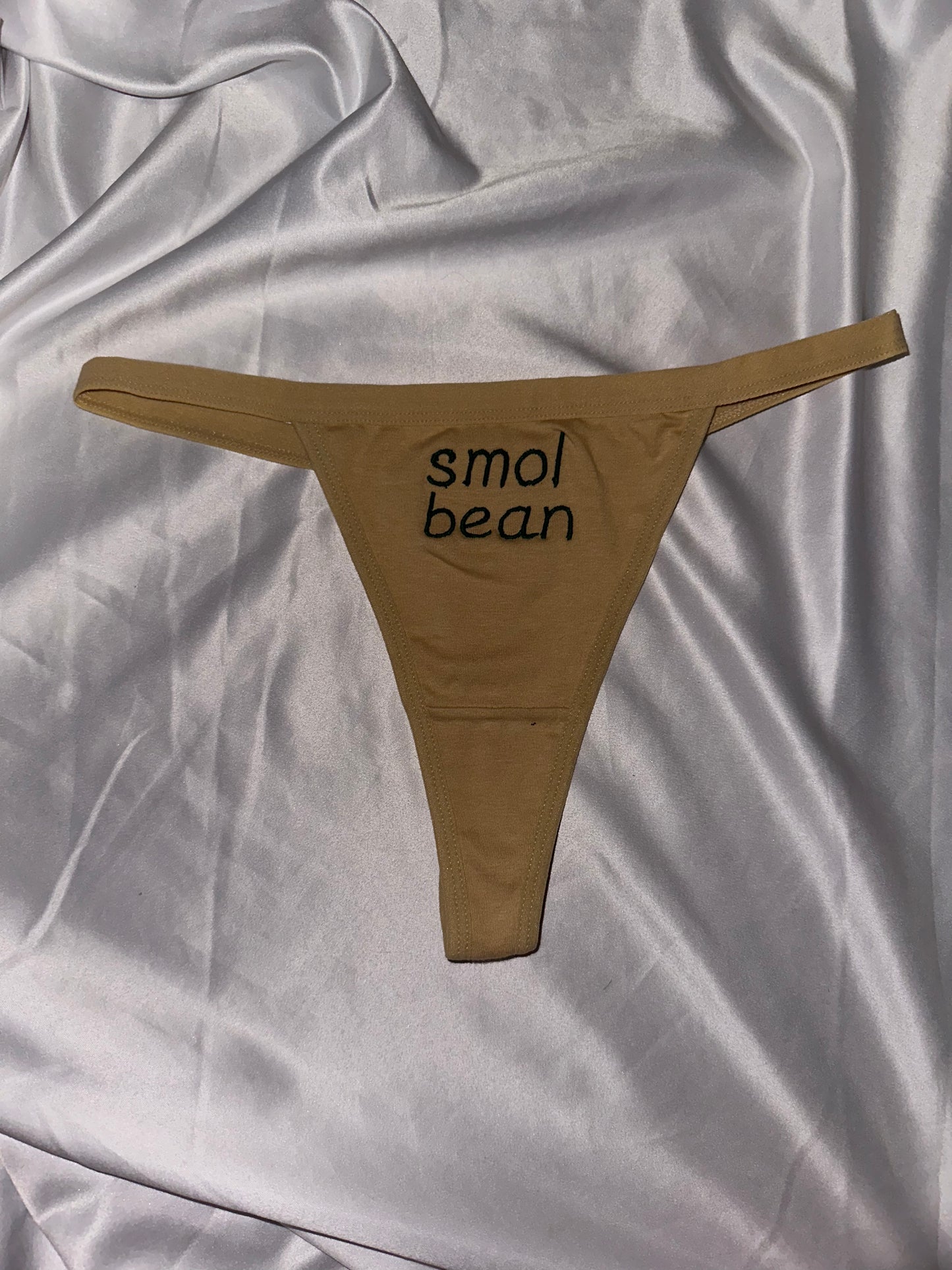 smol bean Thong