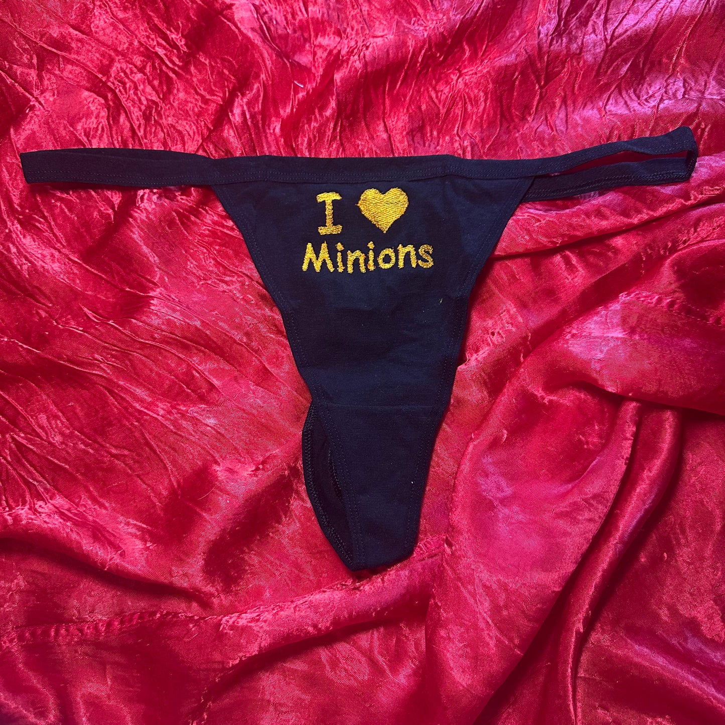 Minions Thong (L) black/yellow