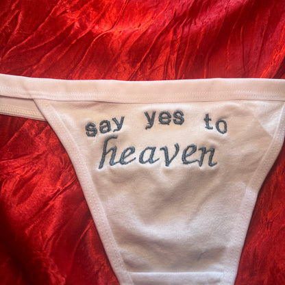Yes to Heaven Thong (L) white/blue