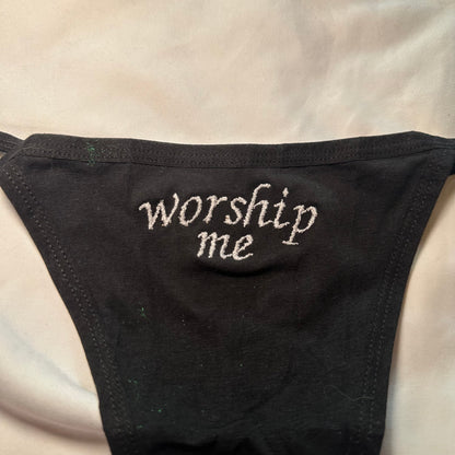 Worship Me Thong (S) black/white