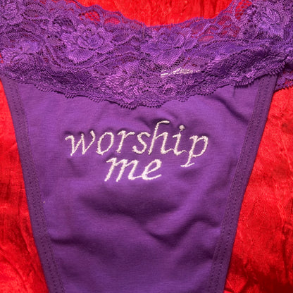 Worship Me Lace Thong (XXL) purple/white