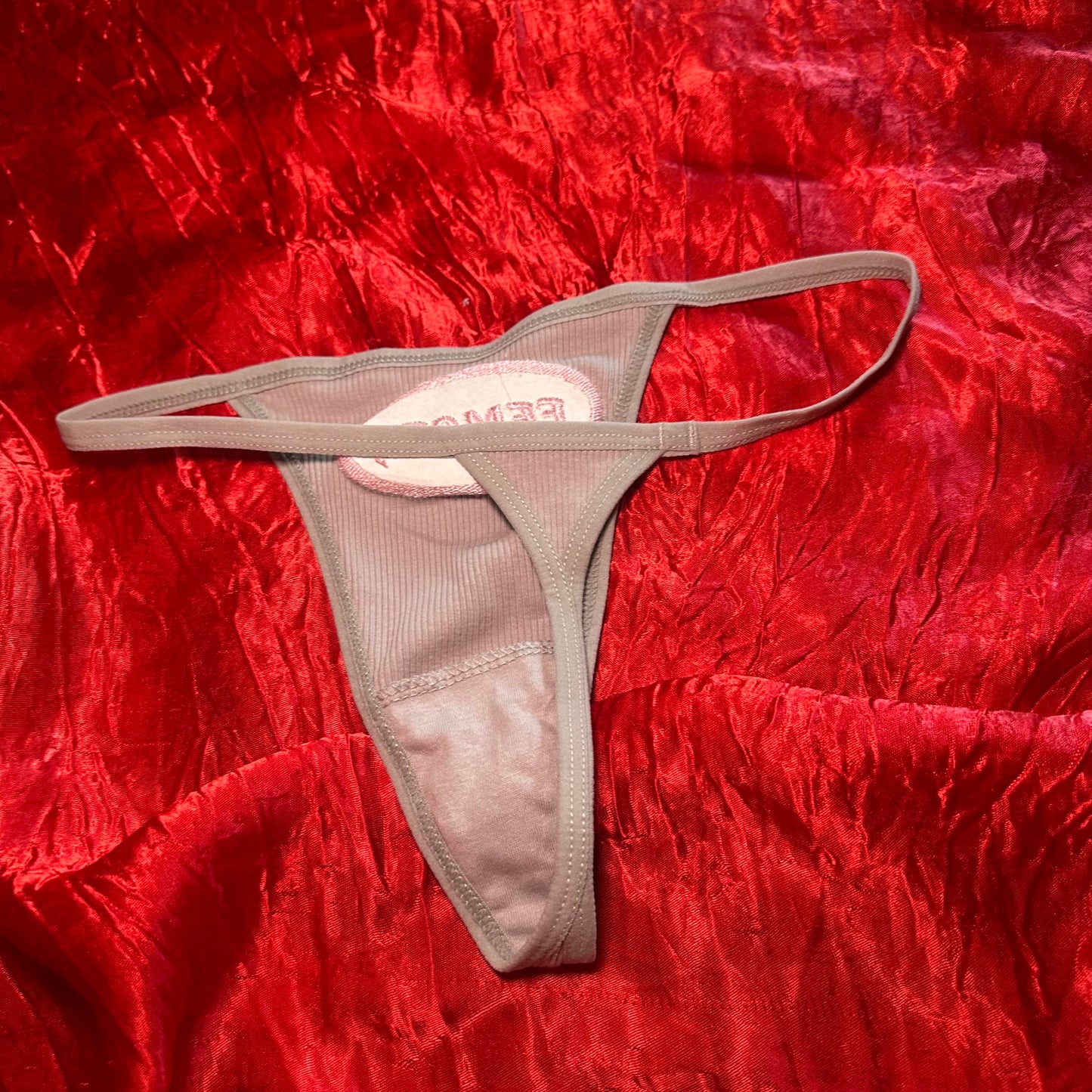 Femcel Thong (S) grey/pink