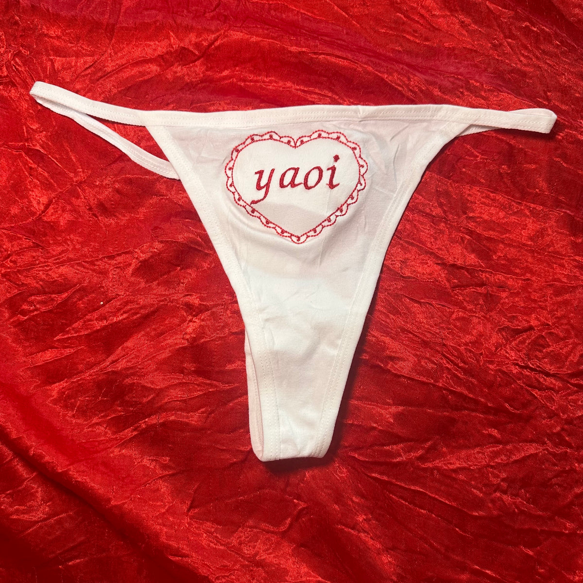 Yaoi Thong (M) white/red