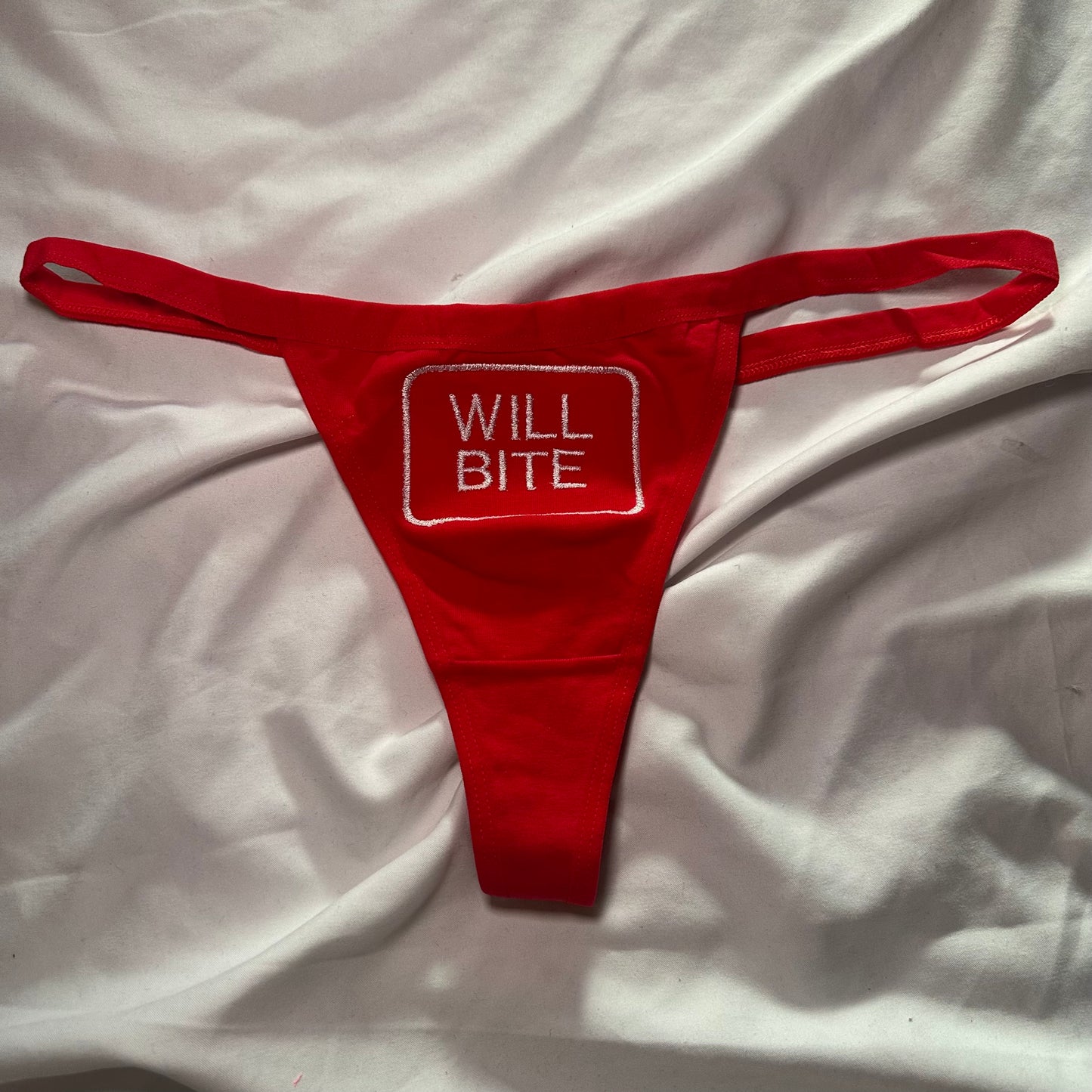 Will Bite Thong (XL) red/white