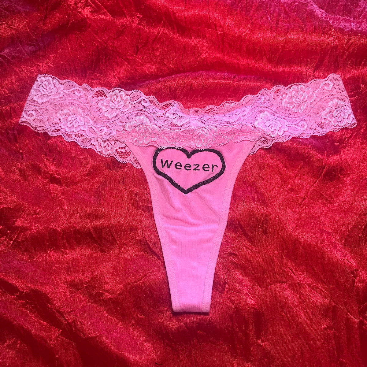 Weezer Lace Thong (M) pink/black