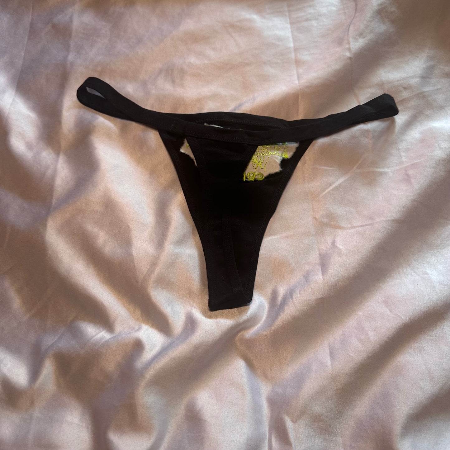 Madonna-Whore Complex Thong (M) black/green