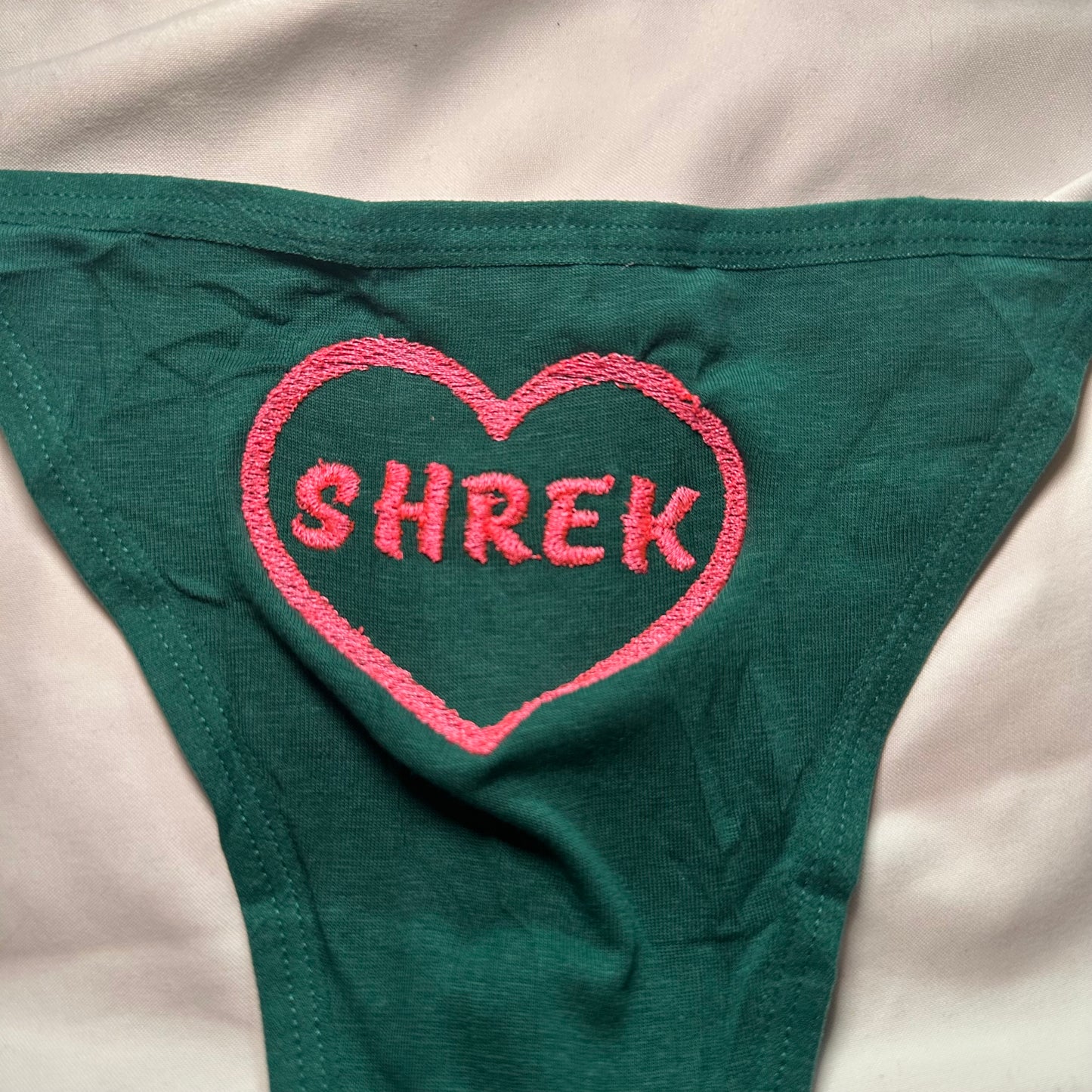 Shrek Thong (L) green/pink