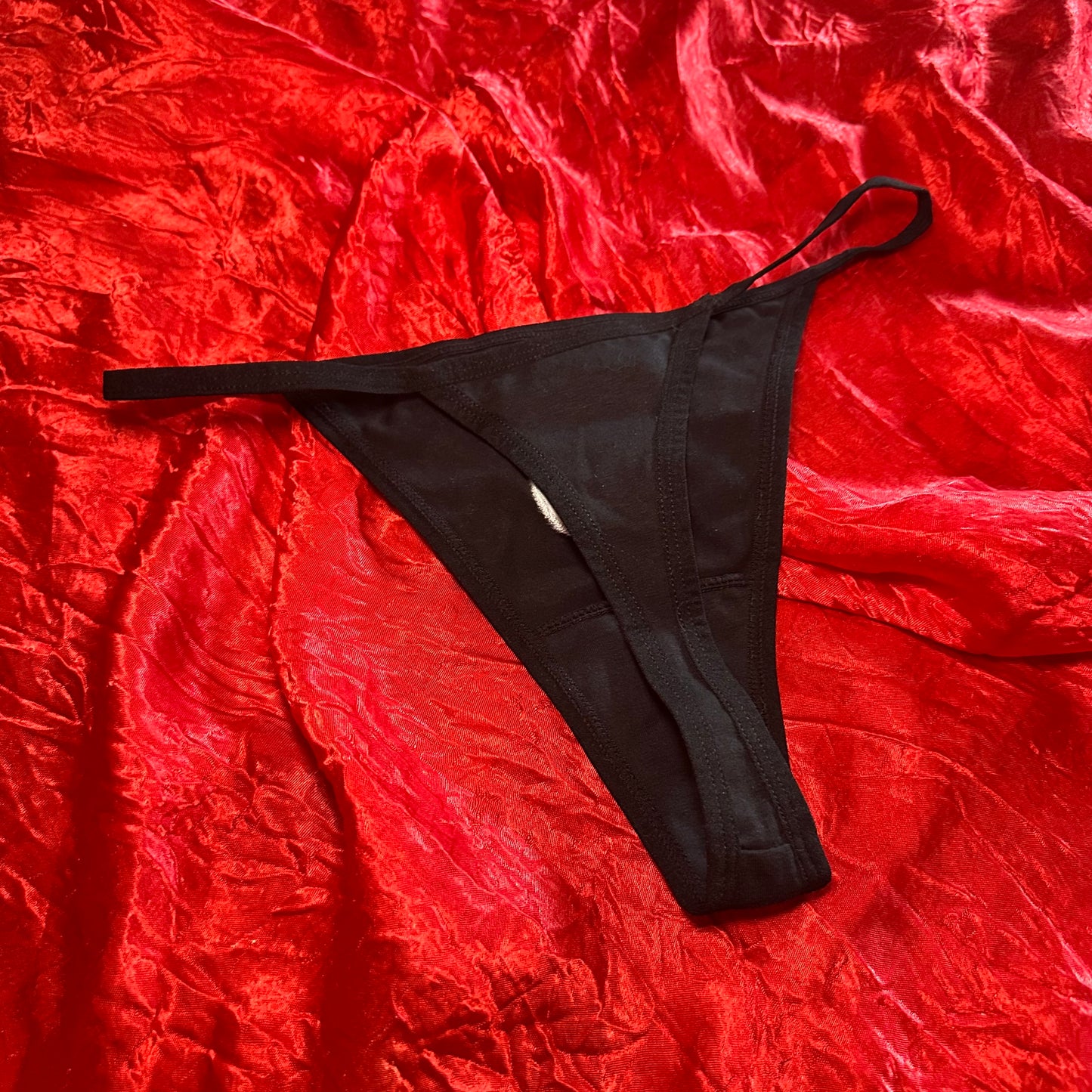 Tooth Thong (M) black/white