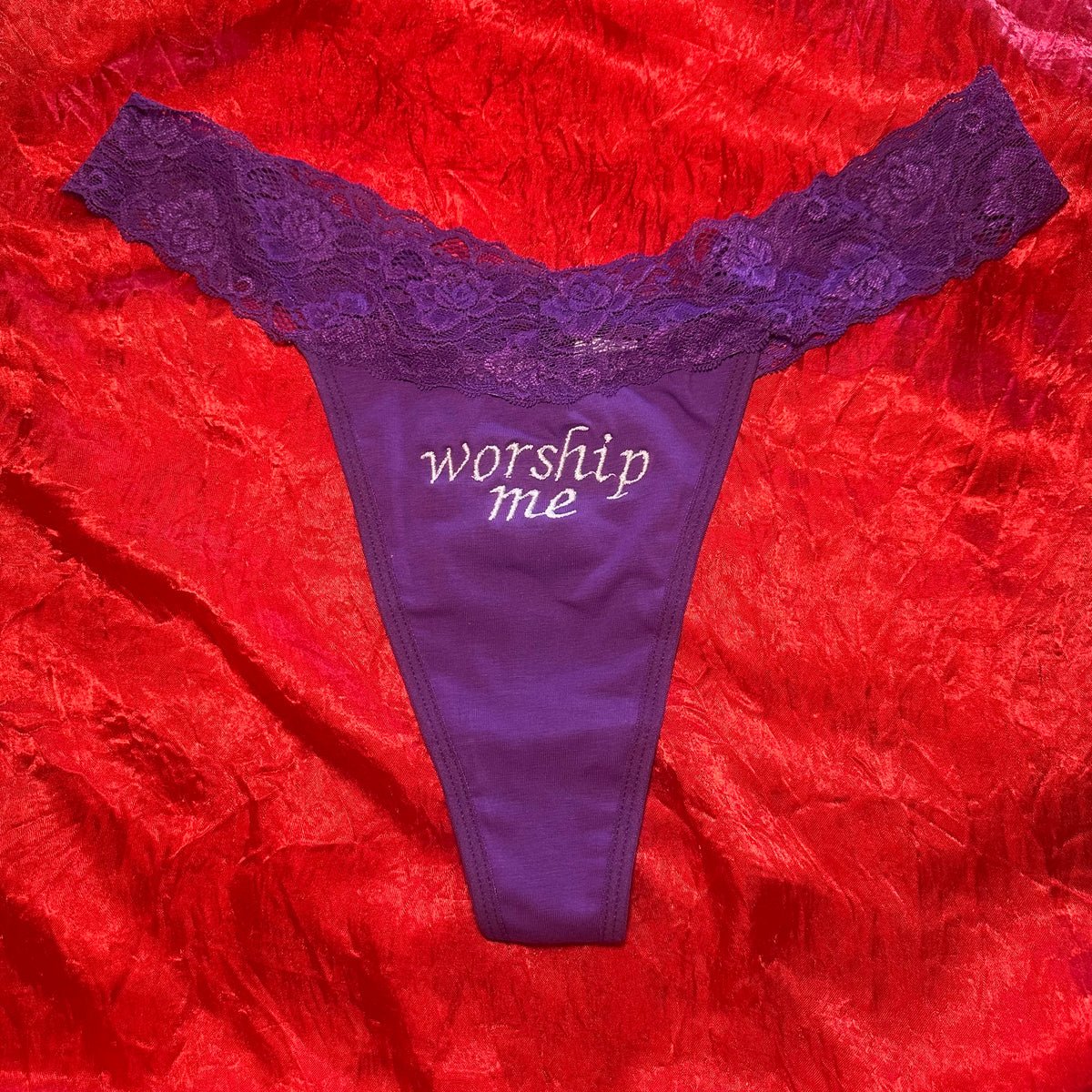 Worship Me Lace Thong (XXL) purple/white