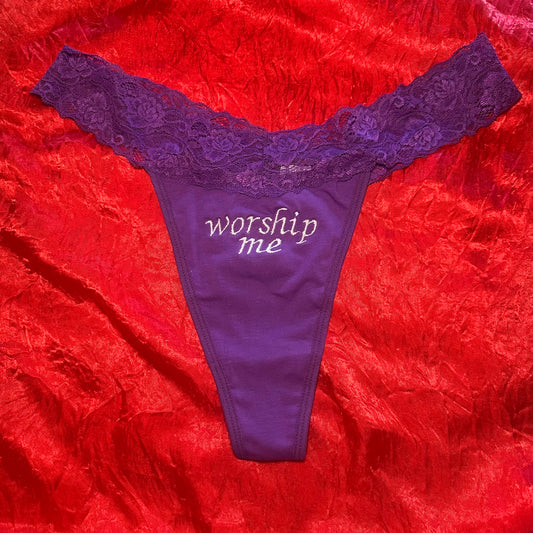 Worship Me Lace Thong (XXL) purple/white