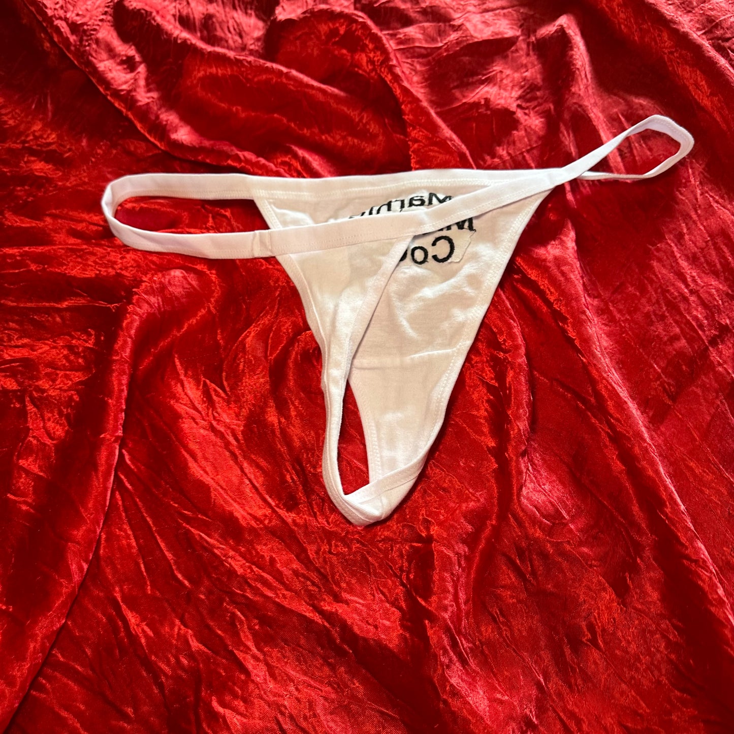 Marnie Michaels Thong (XL) white/black