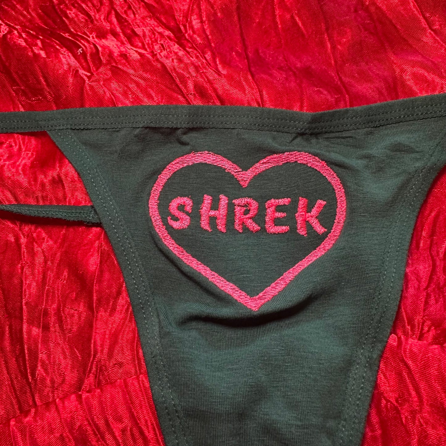 Shrek Thong (S) green/pink