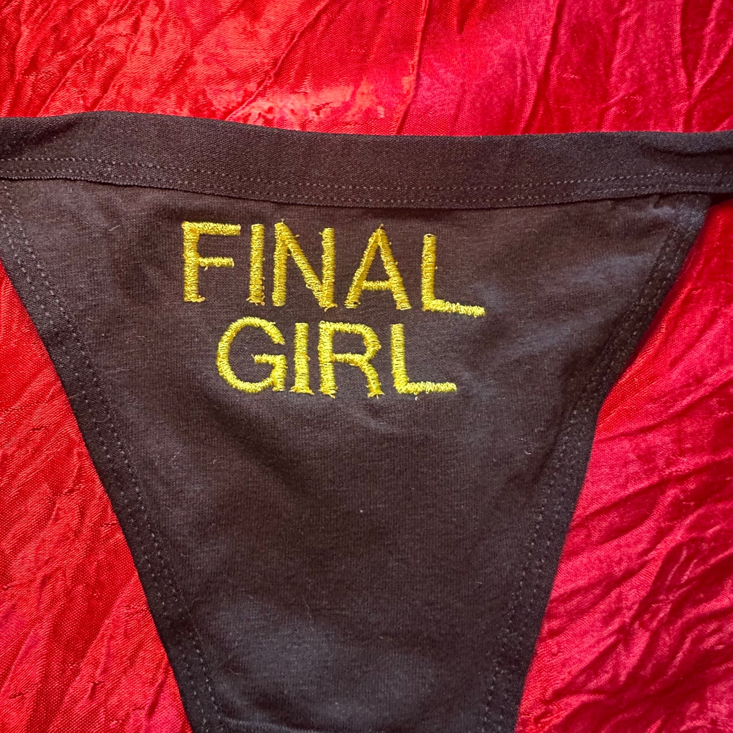 Final Girl Thong (XL) black/yellow