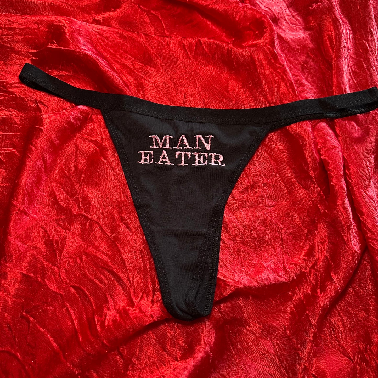 Man Eater (XL) black/pink
