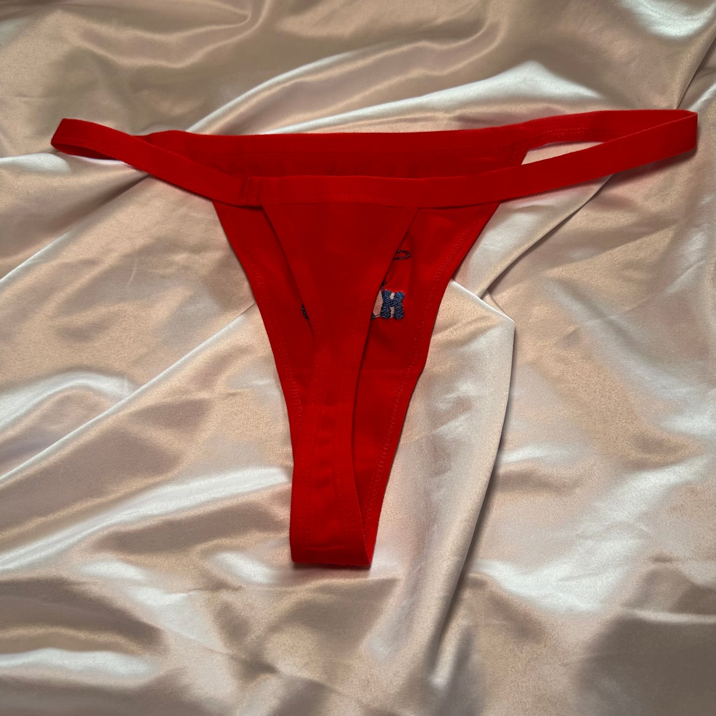 Dead Head Thong (L) red/blue