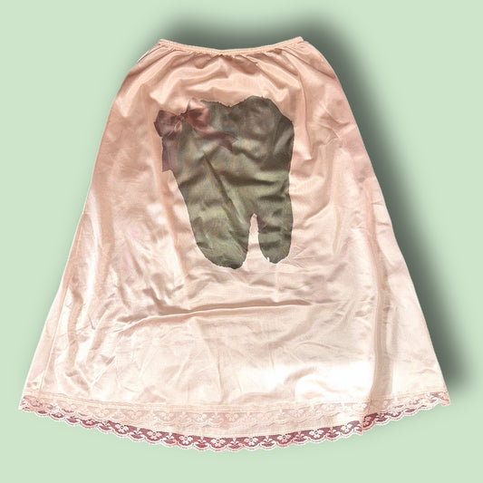Tooth Bow Slip Skirt (M)