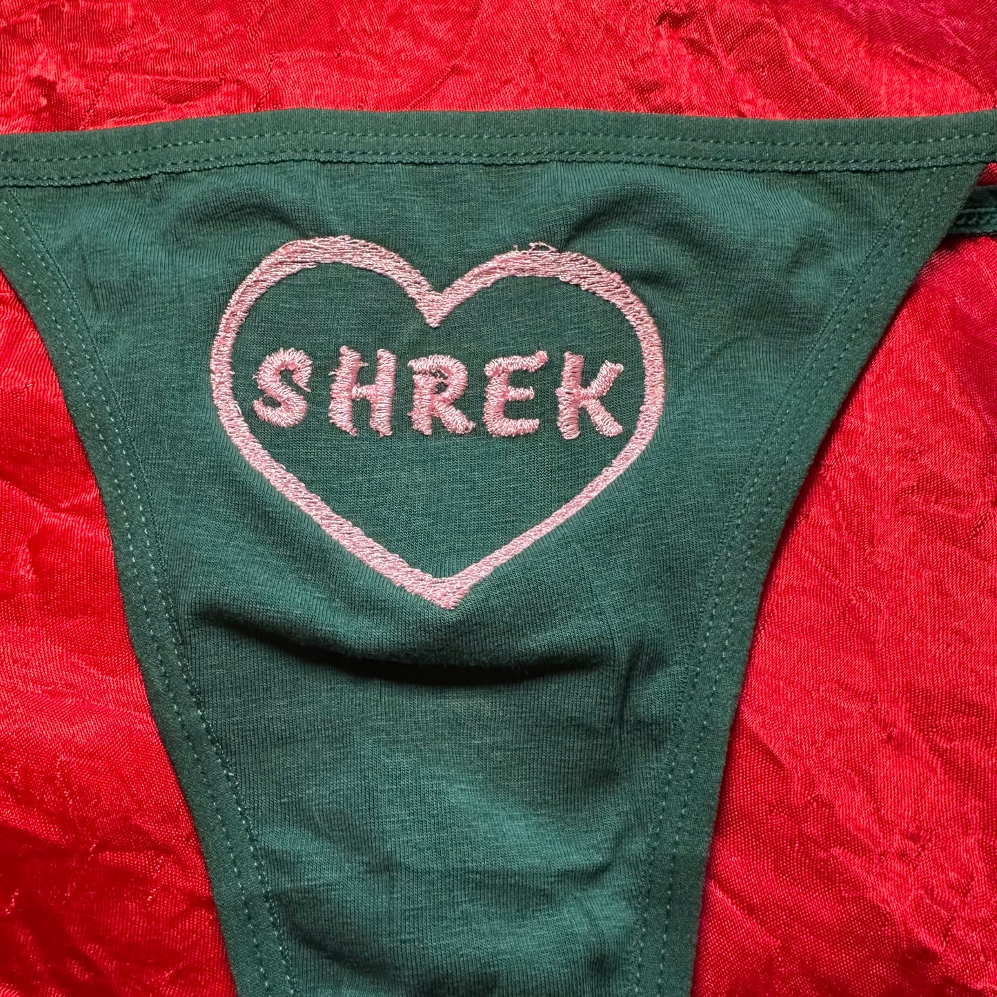 Shrek Thong (S) green/pink